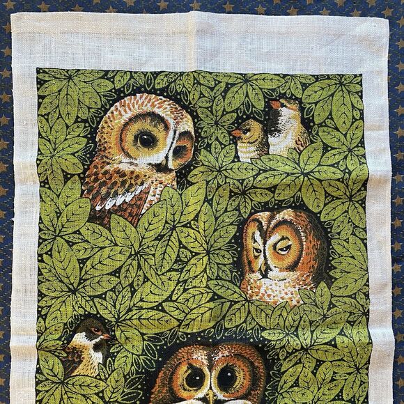 Vintage 1970’s Lois Long Linen Tea Towel. Cottage Core. Owls. Kitchen Decor. USA - Picture 2 of 9
